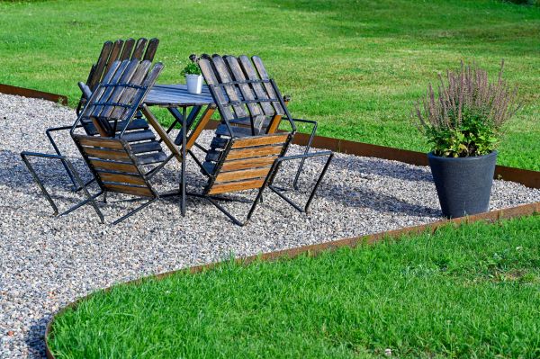 Metal Edging Installation in San Rafael