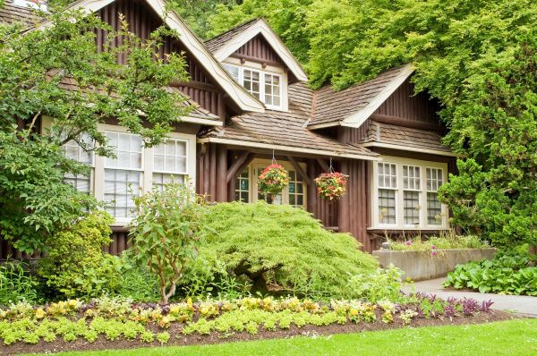 Log Home Landscaping in San Rafael